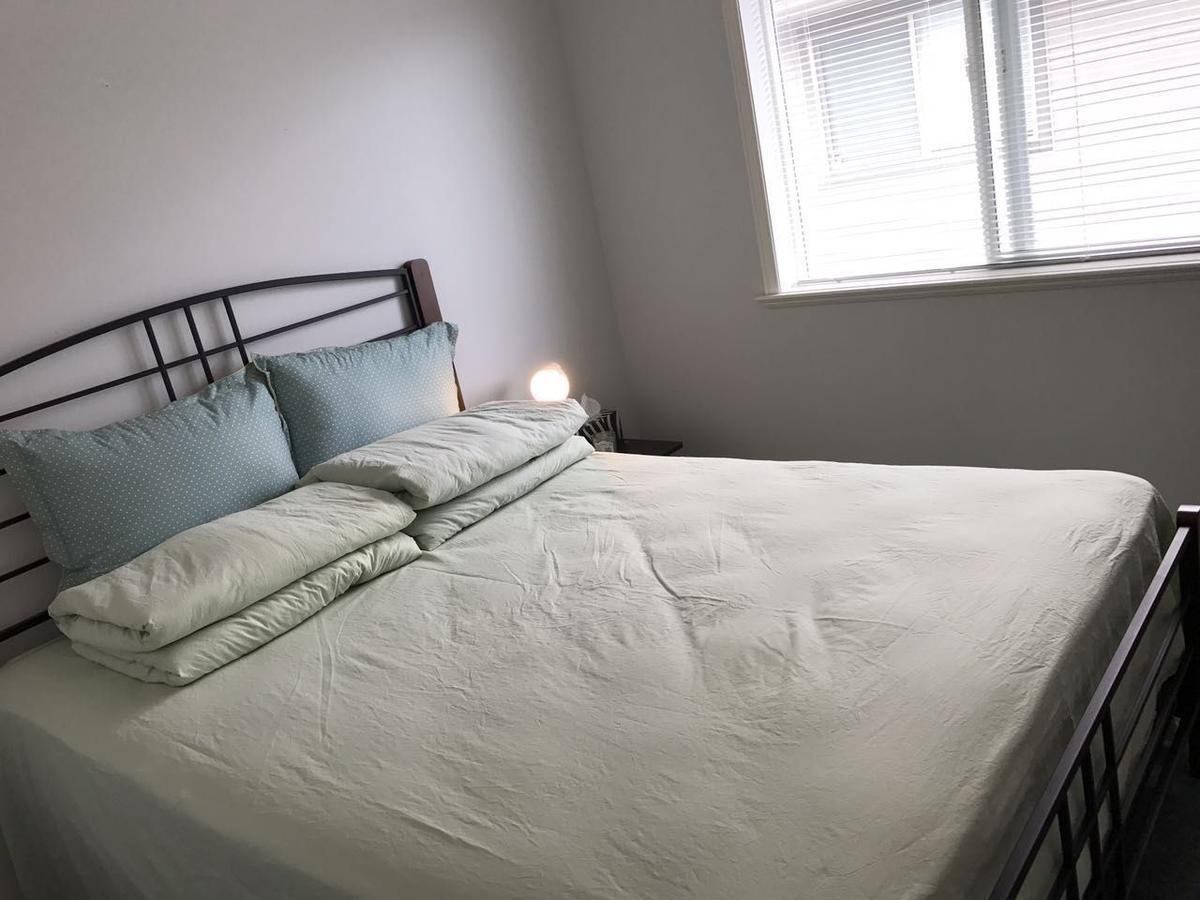 Gulfview Drive Ocean View B&B Nanaimo Bagian luar foto